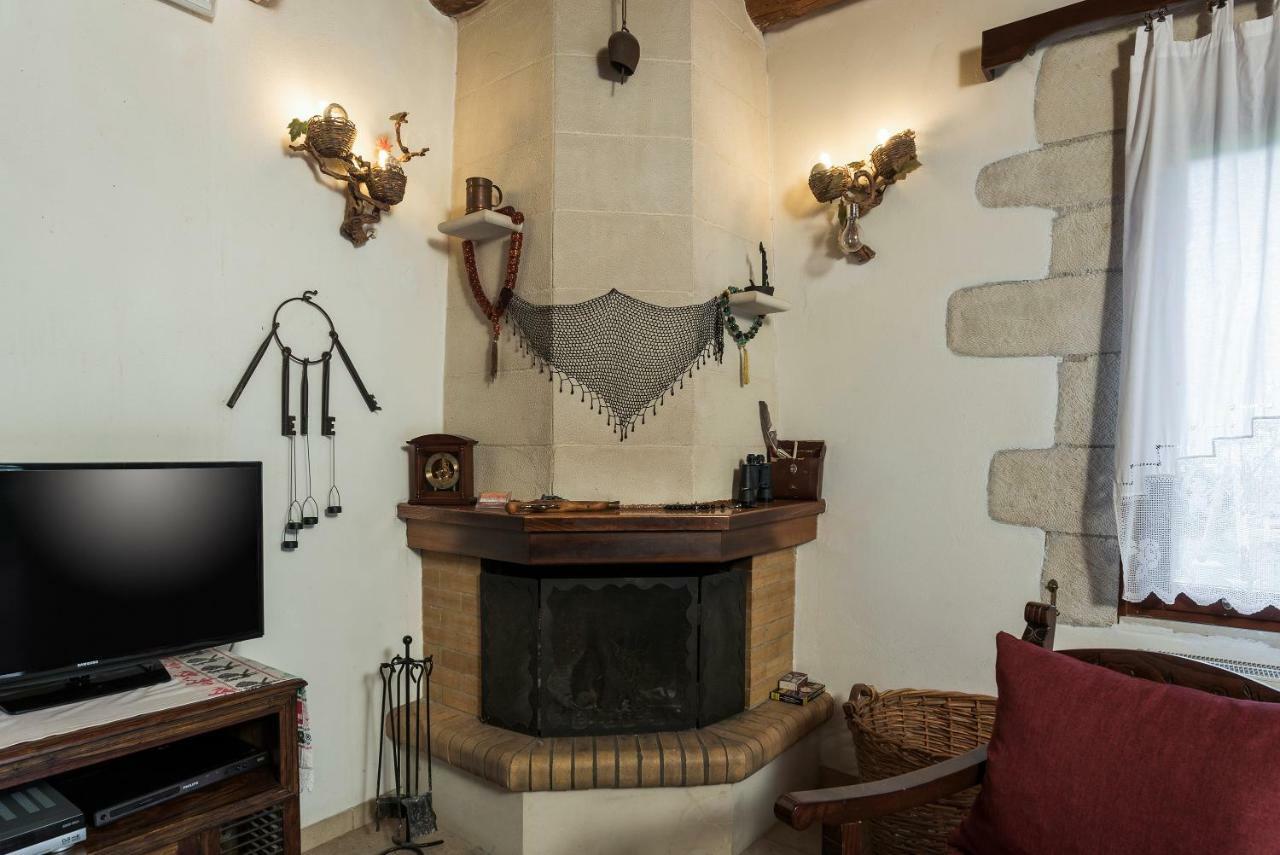 Villa Aloni Fílippos Extérieur photo